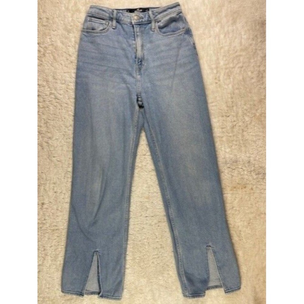 Hollister Size 25 Ultra High Rise Dad Jeans Stretch Vented Front Leg Light Wash